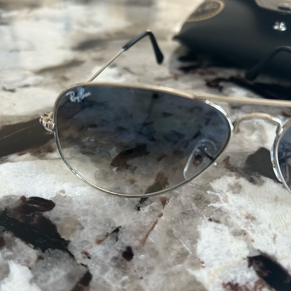 Ray-Ban Aviator Silver Frame Sunglasses with Blue Lenses - Picture 5 of 8